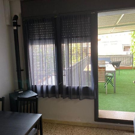 Apartamento Entero Con Terraza En El Centro De Rubí Екстериор снимка